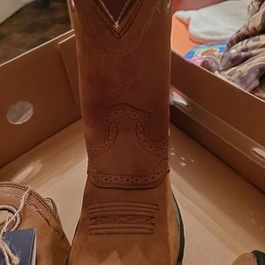 Twisted x bomber boots for woman.